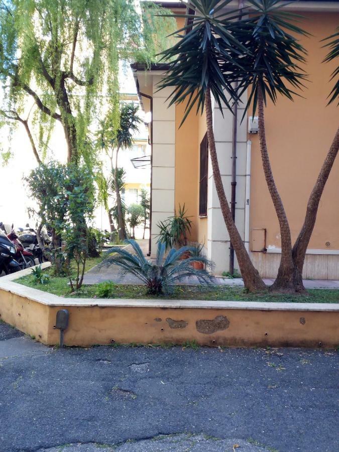 Paola Guest House Rome Bagian luar foto